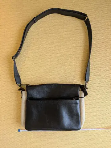카구야마 가방 가죽과 캔버스 3층 숄더백 블랙