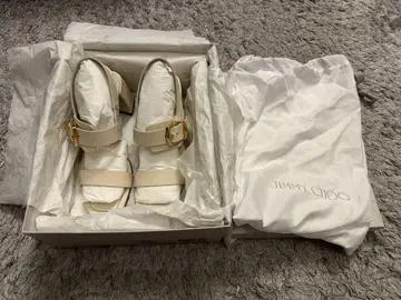 JIMMY CHOO 베이지 힐 샌들 37