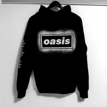 OASIS 2025 라이브 회장에서만 판매되는 한정판 FOODIE