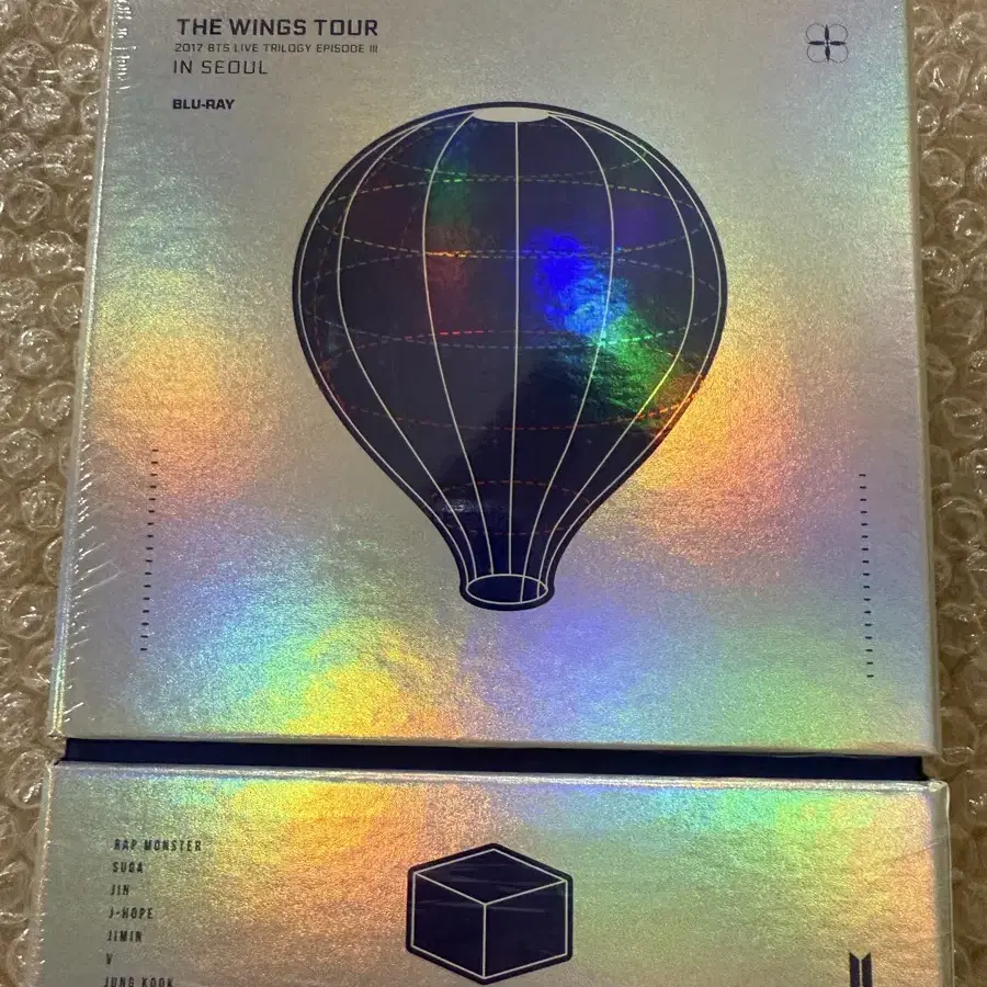 BTS WINGS ブルーレイ Blu-ray Amazon.co.jp: 2017 BTS LIVE TRILOGY EPISODE III THE WINGS