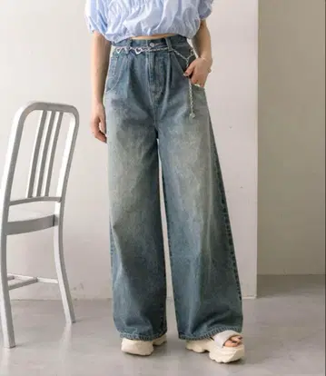 mline 자수 턱 와이드 데님