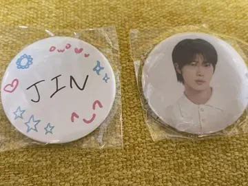 BTS 진 캡슐 토이 RUNSEOKJIN 캔뱃지 2개