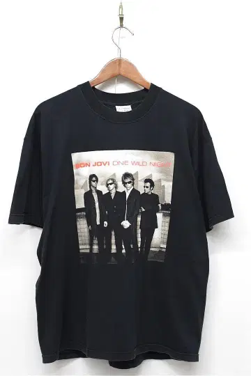 Q345/00s 모로코산 BON JOVI 반팔 티셔츠 L 블랙