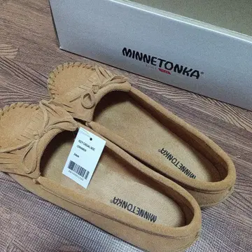 MINNETONKA 모카신
