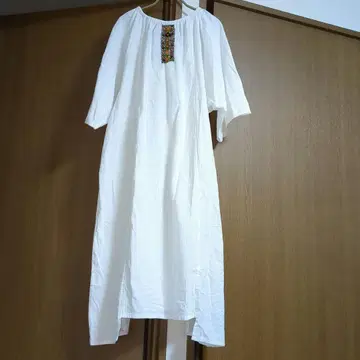 티티카카 고급 핸드메이드 자수 새상품급 넉넉한 롱 원피스
