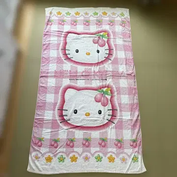헬로키티 타월 이불 100cm x 170cm