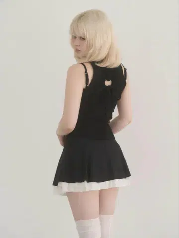 안드마리 Chuchu flare mini skirt