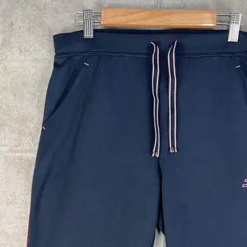 newbalance 뉴발란스 (L) 크롭 팬츠 스포츠 팬츠