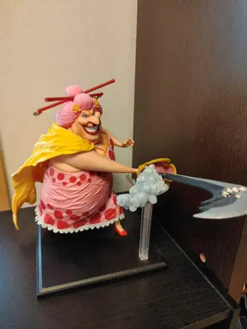 원피스 빅맘 피규어