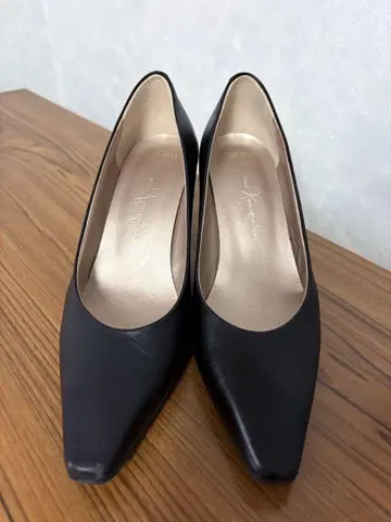 AGNEE BELLE 블랙 하이힐 스틸레토