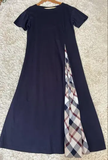 BLUE LABEL CRESTBRIDGE 실케트 분또 절개 원피스