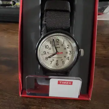 TIMEX 캠퍼 손목시계