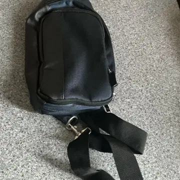 CORDURA FABRIC 블랙 나일론 숄더백