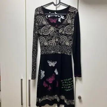 Desigual 나비와 꽃무늬 긴팔 튜닉 M