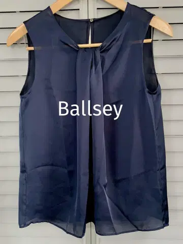 Ballsey 보르지/투모로우랜드 시어 블라우스 네이비