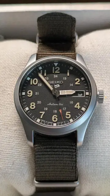 세이코 5 스포츠 FieldSportsStyle SBSA201