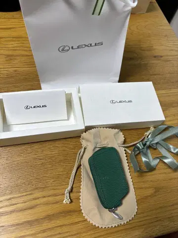 LEXUS 포레스트 그린 가죽 키 케이스 L 타입 241C108