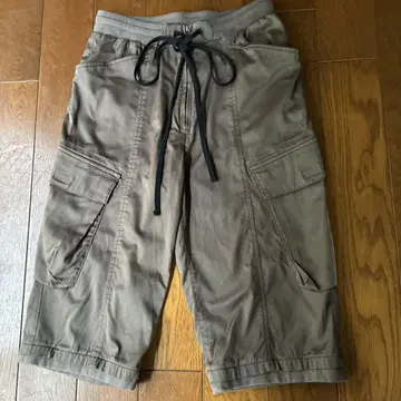 카키색 M 사이즈 조거 팬츠