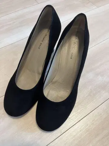 tsumori chisato WALK 펌프스 블랙 스웨이드 24cm