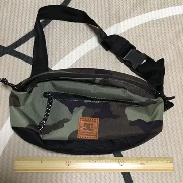 DC 바디백 카모플라쥬