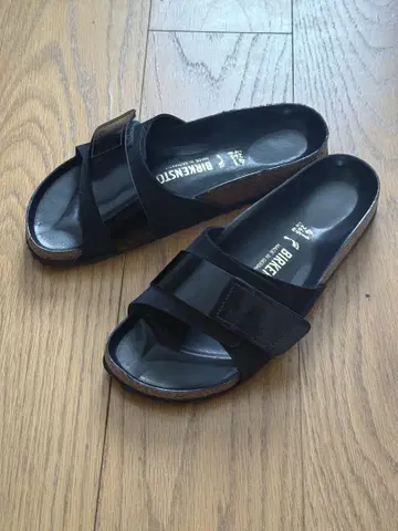 BIRKENSTOCK 블랙 샌들 41