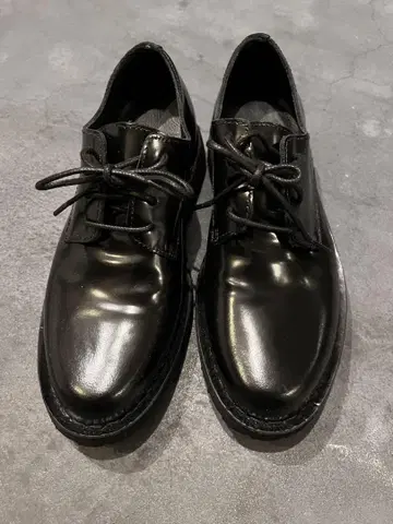 PIERREHARDY 가죽 신발