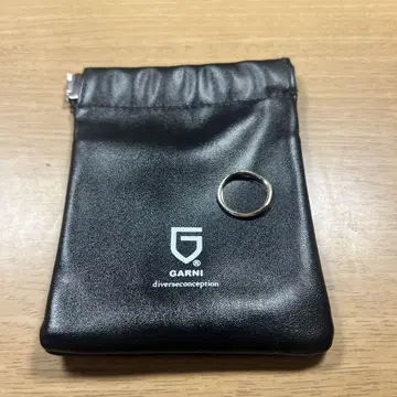 GARNI 골드 링과 파우치 세트