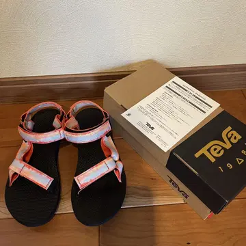 미사용 새상품 TEVA 아웃도어 샌들 23cm 여성용 페스티벌 레어