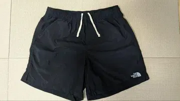 The North Face 블랙 숏팬츠 블랙