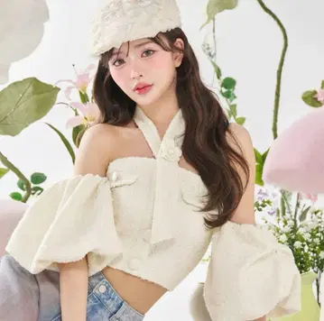 다리치 Darich 홀터넥 오프숄더 트위드 상의 화이트