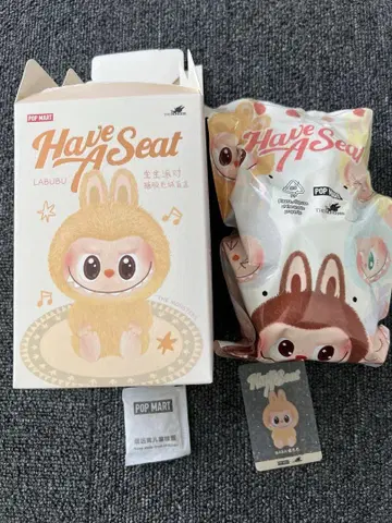 POP MART Have a Seat LABUBU 봉제 인형