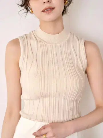 euw nuance knit tank-top / ivory 미사용 새상품