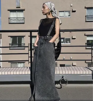 아메리 메디 인버트 서스펜더 데님 스커트