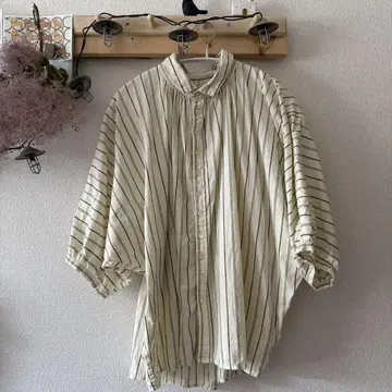[Brocanto] 스트라이프 반팔 블라우스