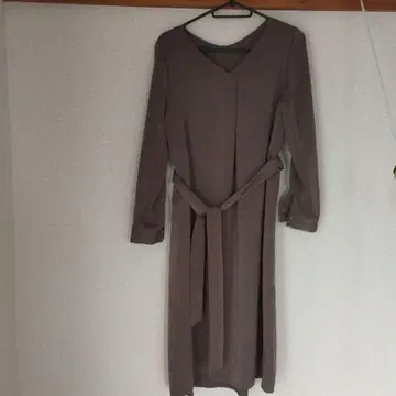 유나이티드 애로우즈 브라운 V넥 긴팔 원피스 벨트 포함