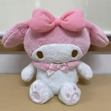 My Melody 봉제 인형 저금통