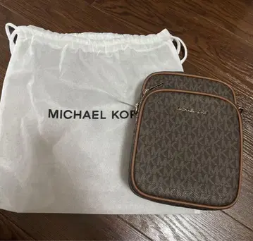마이클코어스 MICHEAL KORS 숄더백 브라운