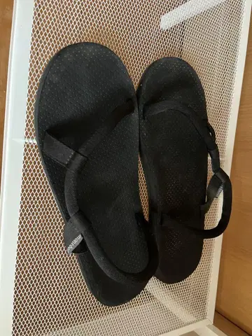 블랙 비치 샌들 몽벨