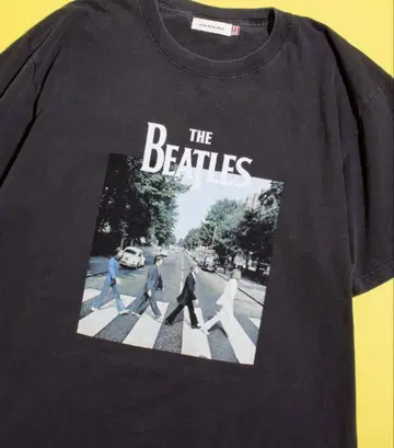 THE BEATLES 애비 로드 티셔츠 블랙 (미사용 새상품 택 포함)