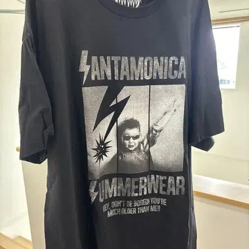SANTAMONICA SUMMERWEAR 티셔츠 블랙 반팔