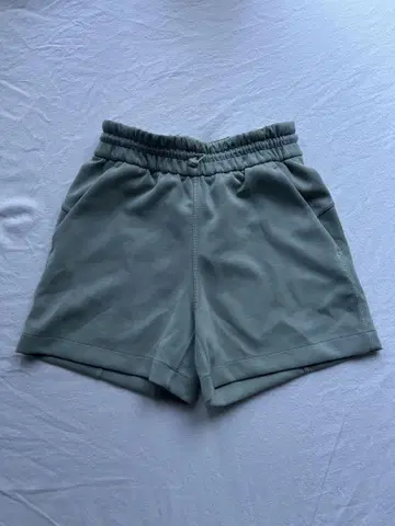 Lululemon 숏 팬츠 0