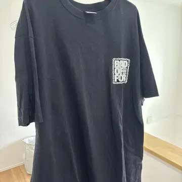 사절봉 티셔츠