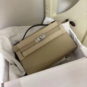 켈리 미니백 트렌치 실버 금장 장식 미사용 새상품 K 각인
