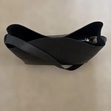 블랙 숄더백