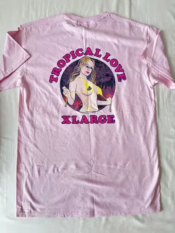 XLARGE 티셔츠 TROPICAL LOVE 핑크