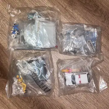 코치카메 갤러리 피규어 총 4점