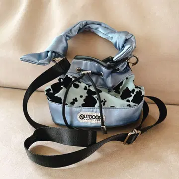 OUTDOOR PRODUCTS 카우 패턴 백