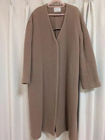 Perle Peche 노카라 코트