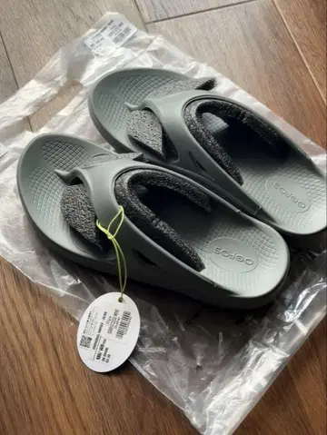 Oofos 오리지널 샌들 올리브 25cm