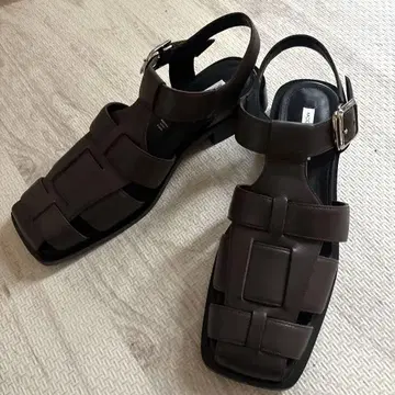 모드 에 자코모 구르카 샌들 24cm